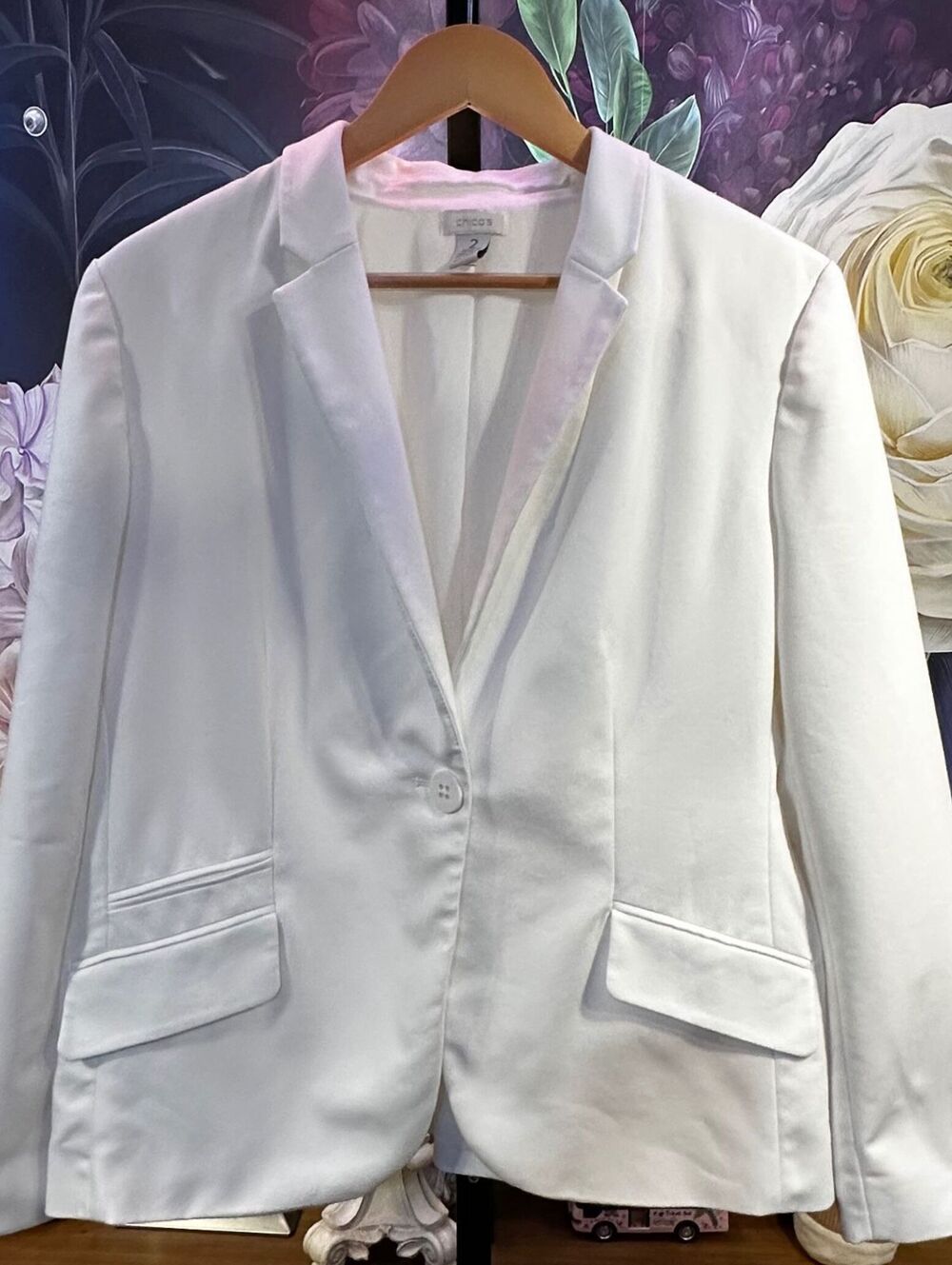 Chico's Size 2 (L/12) White Single Button Blazer Classic Minimalist Office Siren